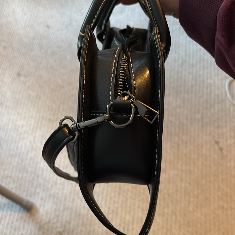 SHEIN Black Spiderweb Shoulder Bag with Gothic Design - Picture 5 of 5